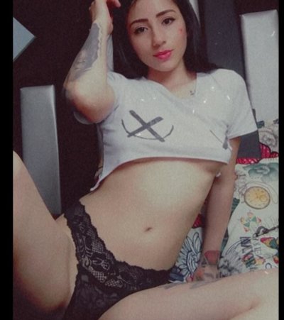 1923barbie69 naked stripping on cam for live sex video chat