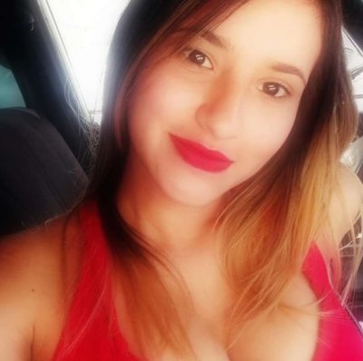 AbrilSweet naked stripping on cam for live sex video chat