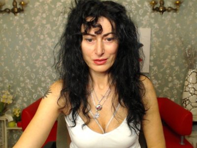 Abudabiz naked stripping on cam for live sex video chat