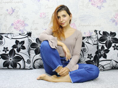 AgataFire naked stripping on cam for live sex video chat