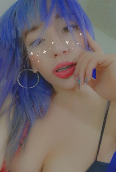 Alaia_campell1 naked stripping on cam for live sex video chat