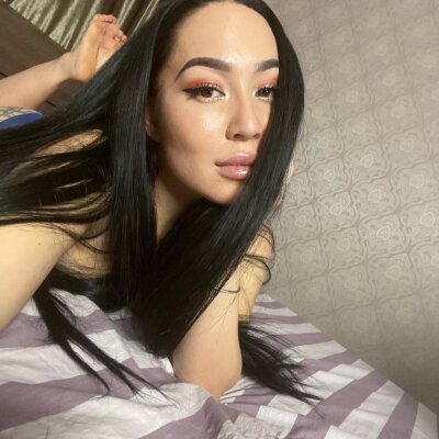 alana_mi naked stripping on cam for live sex video chat
