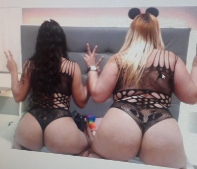 Alana_Sexy01 naked stripping on cam for live sex video chat