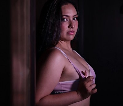 alexa_galvis_ naked stripping on cam for live sex video chat