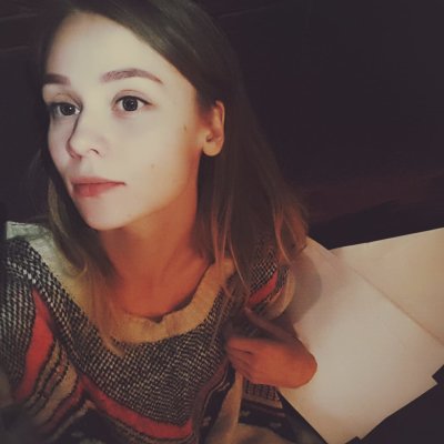 AliceKinkyGirl naked stripping on cam for live sex video chat
