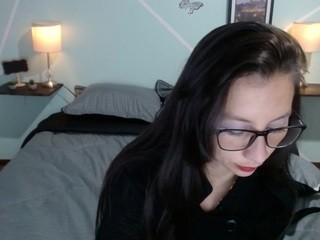 alicia-gold naked Live Sex Chat Room