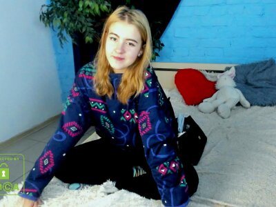 Alika_Spenser naked stripping on cam for live sex video chat