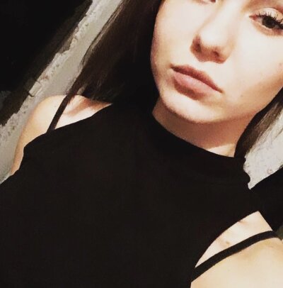 Alin4ikNi naked stripping on cam for live sex video chat
