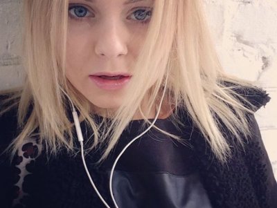 AlinBright naked stripping on cam for live sex video chat
