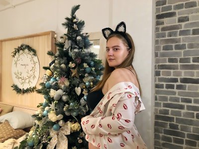 Alissa_S naked stripping on cam for live sex video chat