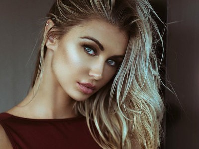 Allaswet naked stripping on cam for live sex video chat