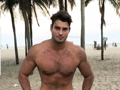 amantefiel69 naked stripping on cam for live sex video chat