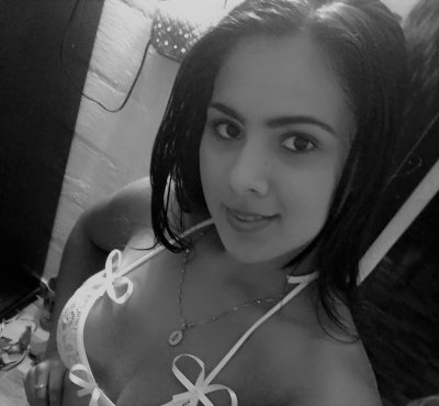 Amelia_garret naked stripping on cam for live sex video chat