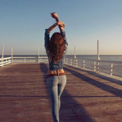 Ami__Dream naked stripping on cam for live sex video chat