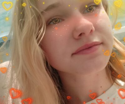 _Amy_Ray naked stripping on cam for live sex video chat
