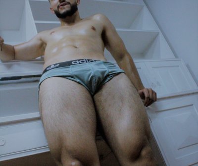 Andres_Usuga naked stripping on cam for live sex video chat