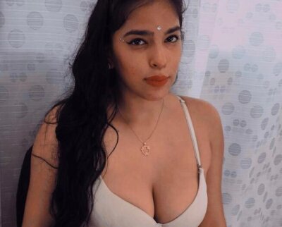 angelinaknox naked stripping on cam for live sex video chat
