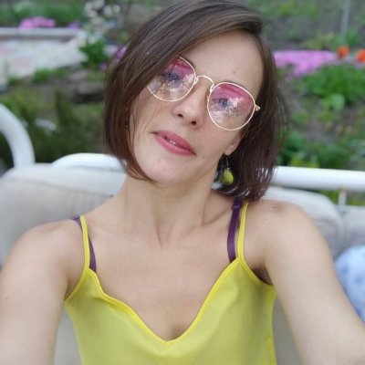 AngryAnistasia naked stripping on cam for live sex video chat