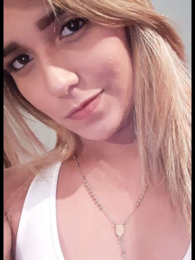 Annie_mod naked stripping on cam for live sex video chat