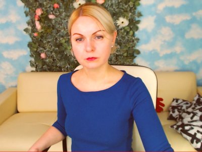 Anny_Li naked stripping on cam for live sex video chat