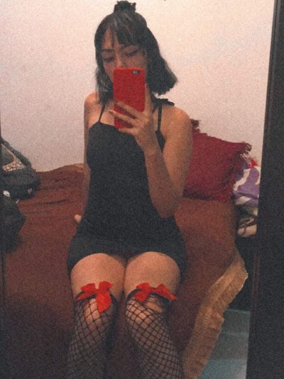 AriaAndFaru naked stripping on cam for live sex video chat