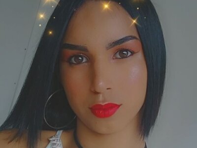 Ariadna_Towers naked stripping on cam for live sex video chat