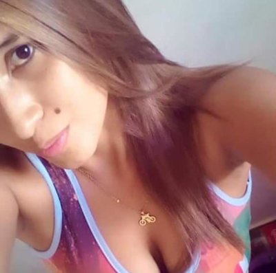 _ariell naked stripping on cam for live sex video chat