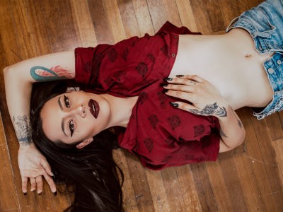 Artemmisa naked stripping on cam for live sex video chat