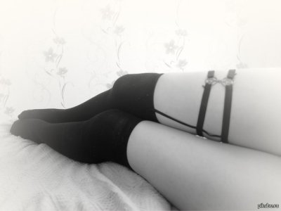 artmoni4u naked stripping on cam for live sex video chat
