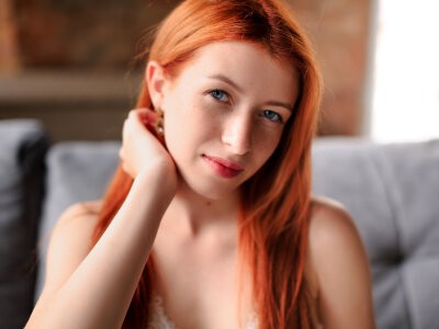 Aryalle naked stripping on cam for live sex video chat
