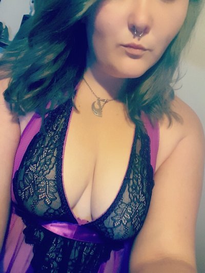 aubryjones naked stripping on cam for live sex video chat