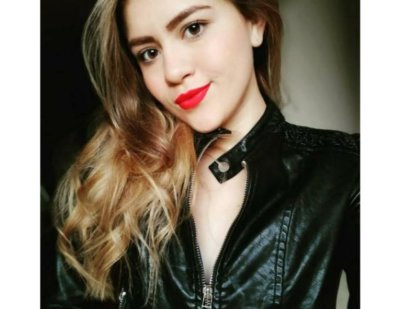 aurore_z_ naked stripping on cam for live sex video chat