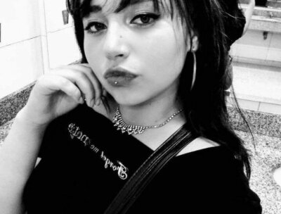 Azul_89 naked stripping on cam for live sex video chat