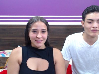 bella_mike_xx naked stripping on cam for live sex video chat