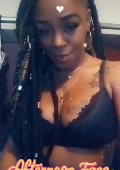 BeMoreCareful naked stripping on cam for live sex video chat