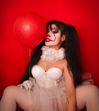 bianka_tyler naked stripping on cam for live sex video chat