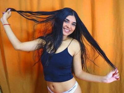 bigass__tatiana naked stripping on cam for live sex video chat