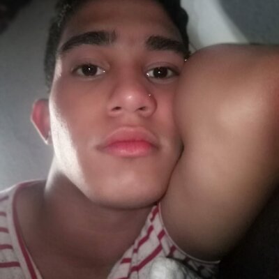 black_moises_1 naked stripping on cam for live sex video chat
