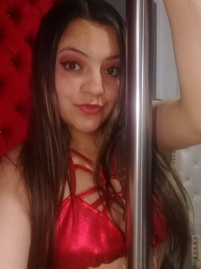 Bombon_latinfz20 naked stripping on cam for live sex video chat