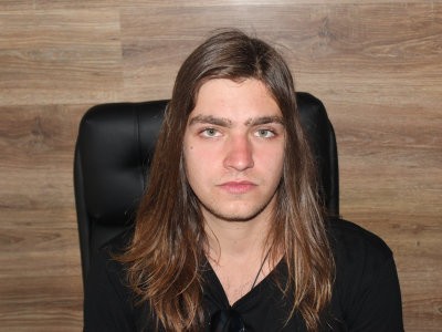 BRAIN_EVANS naked stripping on cam for live sex video chat