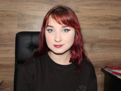 BRIDGET_BALES naked stripping on cam for live sex video chat