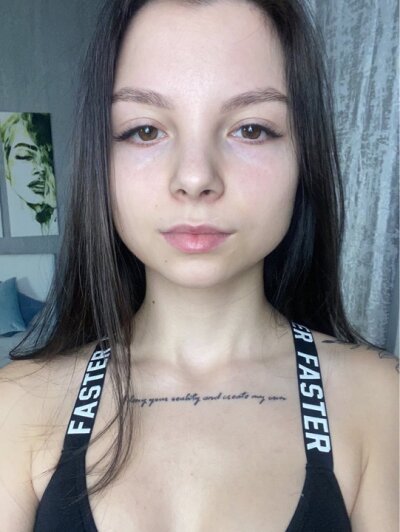 BritneyLambert naked stripping on cam for live sex video chat