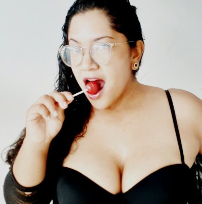 _BustyJane_xXoXoXx naked stripping on cam for live sex video chat