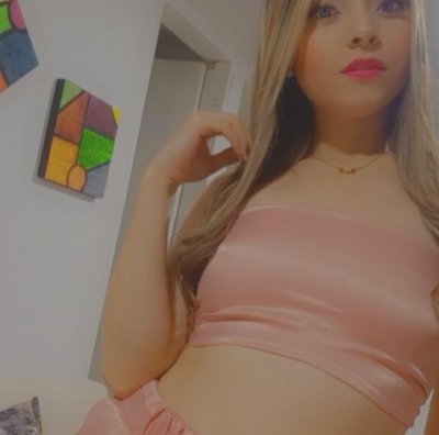 carlee_moore naked stripping on cam for live sex video chat