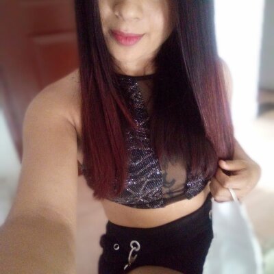 CataleyaRios naked stripping on cam for live sex video chat