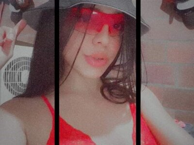 CataQueen_ naked stripping on cam for live sex video chat