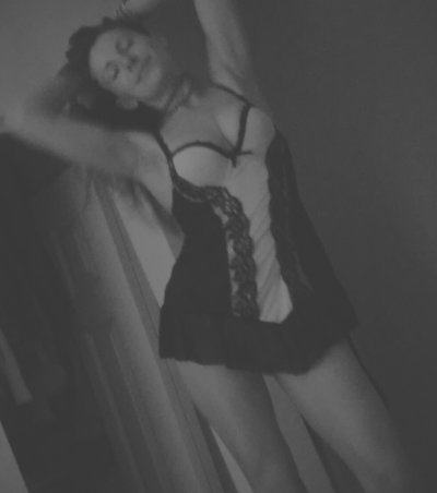 Celeste5 naked stripping on cam for live sex video chat