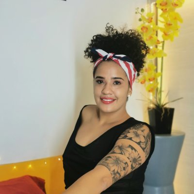 cinnamon_afrodit naked stripping on cam for live sex video chat