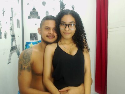 coupleverydirty naked stripping on cam for live sex video chat