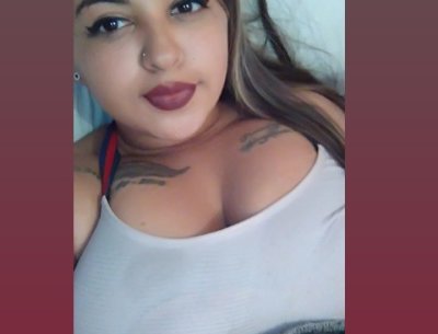 cristal_hoot naked stripping on cam for live sex video chat